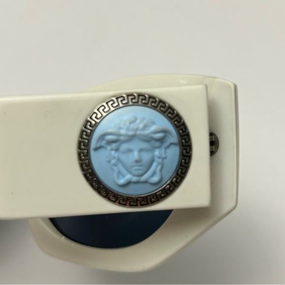 Vintage Blue Medusa Gianni Versace MOD 420/E 868 - Picture 8 of 9